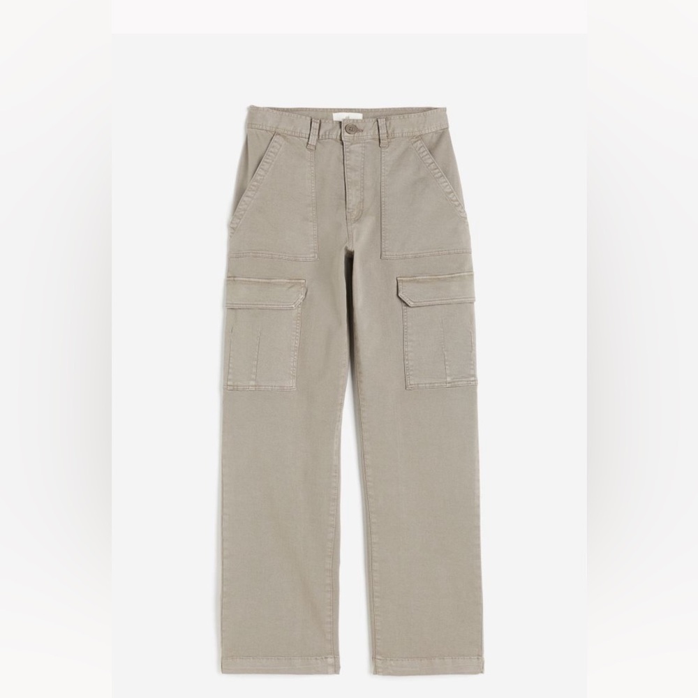 NWOT H&M Cargo Pants in Taupe
